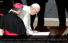 2016-11-21-12_13_16-Lettre-apostolique-“Misericordia-et-misera”-Radio-Vatican.png